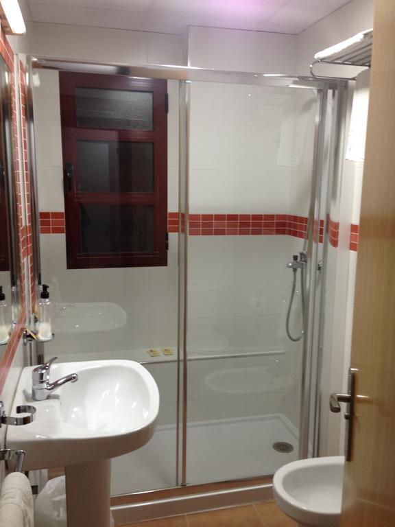 Hostal Rio De Oro Alcala La Real Luaran gambar