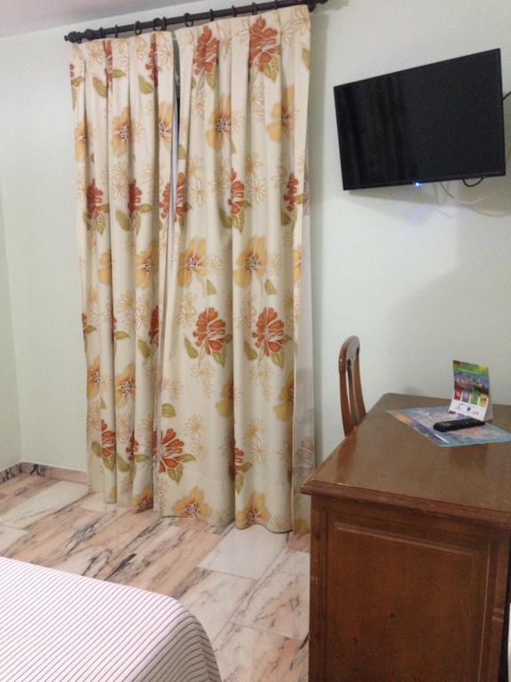 Hostal Rio De Oro Alcala La Real Luaran gambar