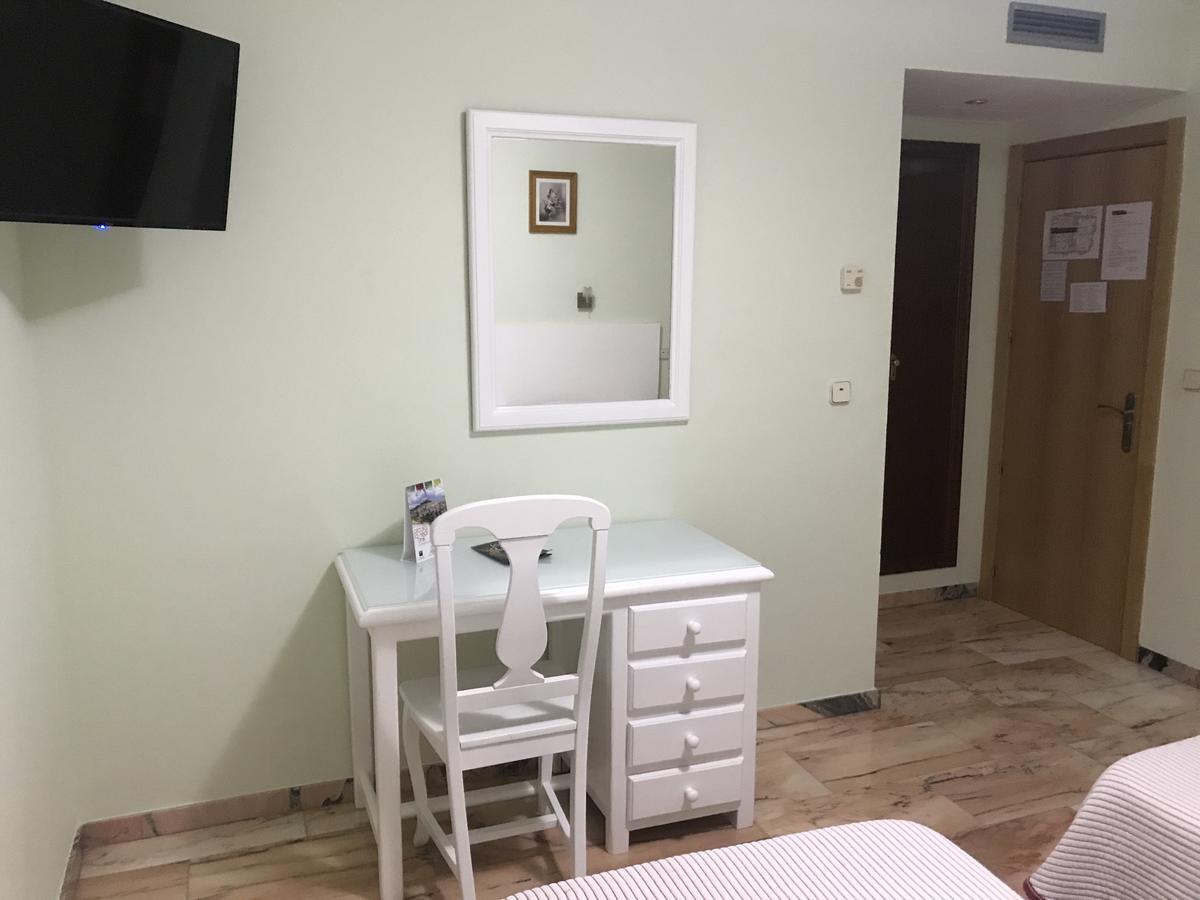 Hostal Rio De Oro Alcala La Real Luaran gambar