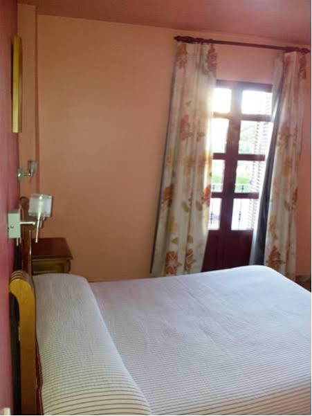 Hostal Rio De Oro Alcala La Real Luaran gambar